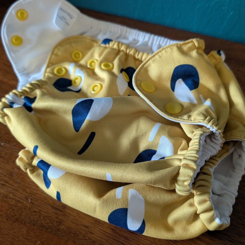 Esembly Outer Diaper Cover (Size 1) - Yellow/Blue Print